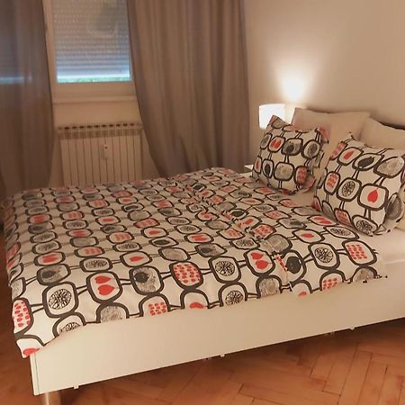 Apartment Sarita Загреб Экстерьер фото
